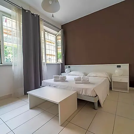 Aparthotel Mole27 - Resart